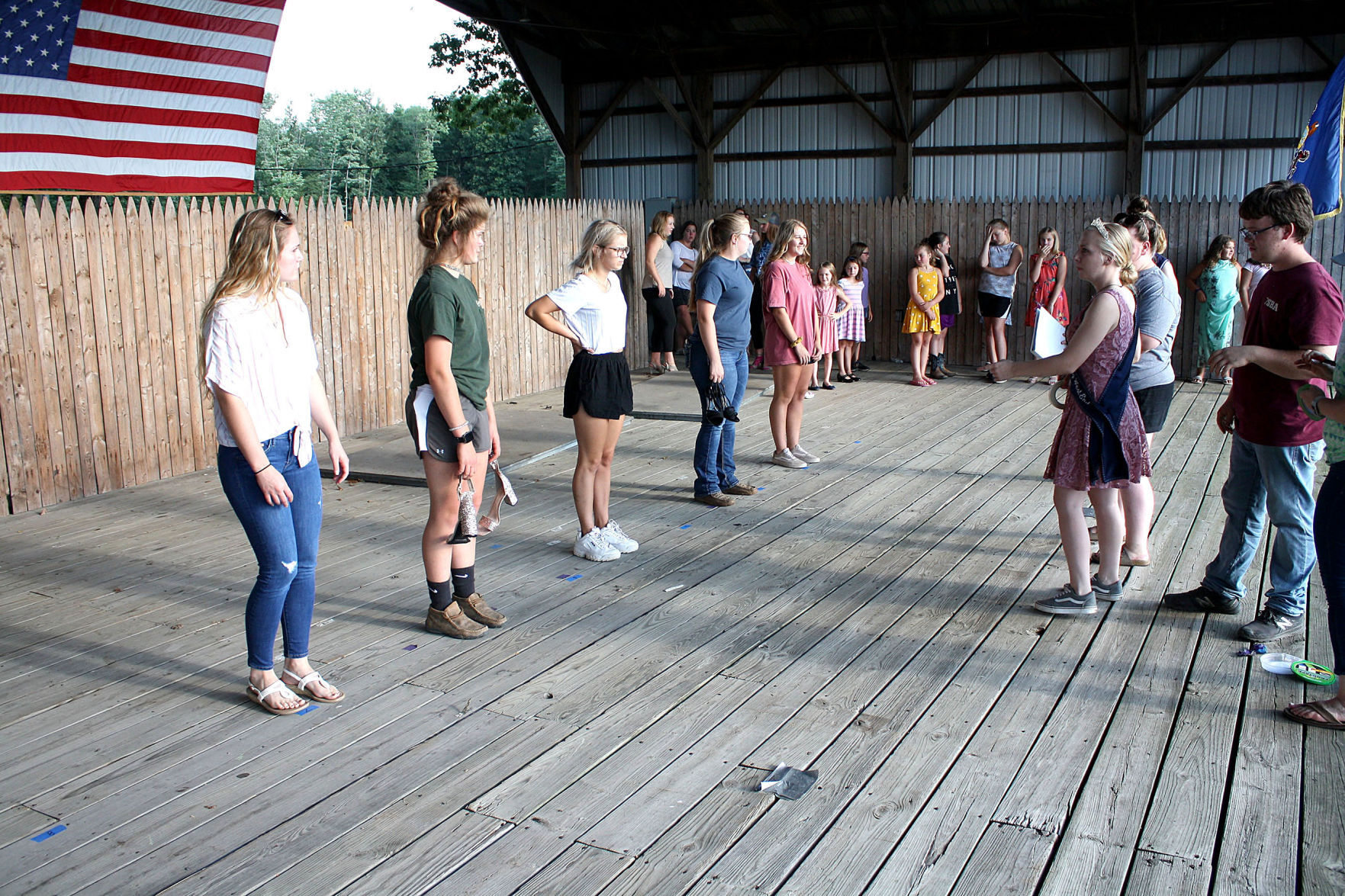 Queen pageant contestants get ready